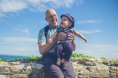 Bebek Bakımında Aile İçinde İş Bölümü ve Destek Mekanizmaları