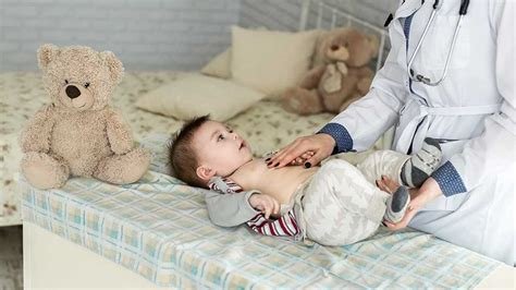 Bebek Bakımında Ebeveyn Deneyimleri: Uzmanlardan Altın Değerinde Tavsiyeler