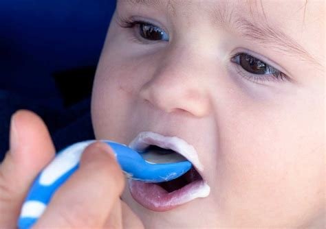 Bebek Beslenmesinde Hijyen: Güvenli Mama ve Ekipman Kullanımı