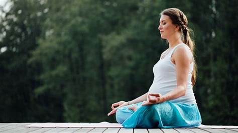Hamilelikte Meditasyon ve Nefes Egzersizleri: Zihinsel Rahatlama İçin Yöntemler